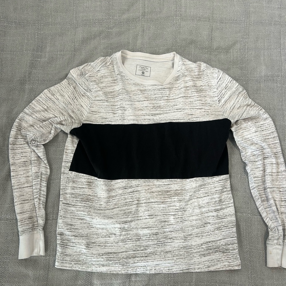 Rue 21 Black and White Mens long sleeve shirt